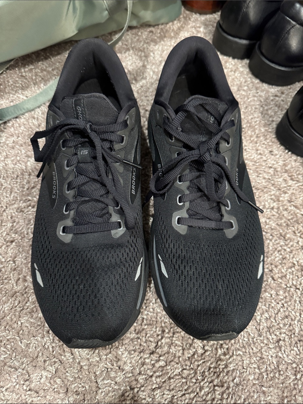 Brooks Men's Black Running Sneakers with Reflective Accents
